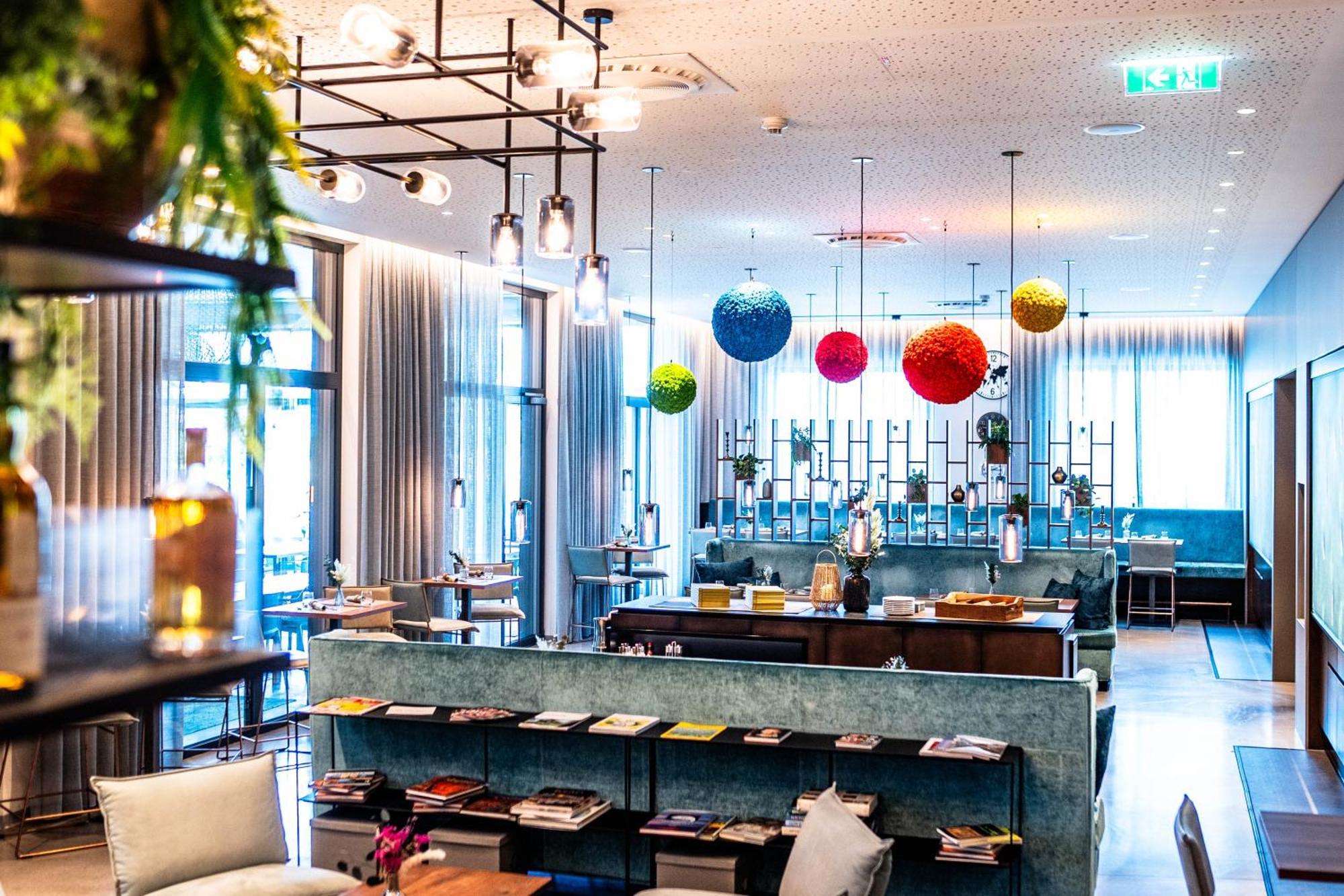 Hotel Das Zeit Lenzing Luaran gambar