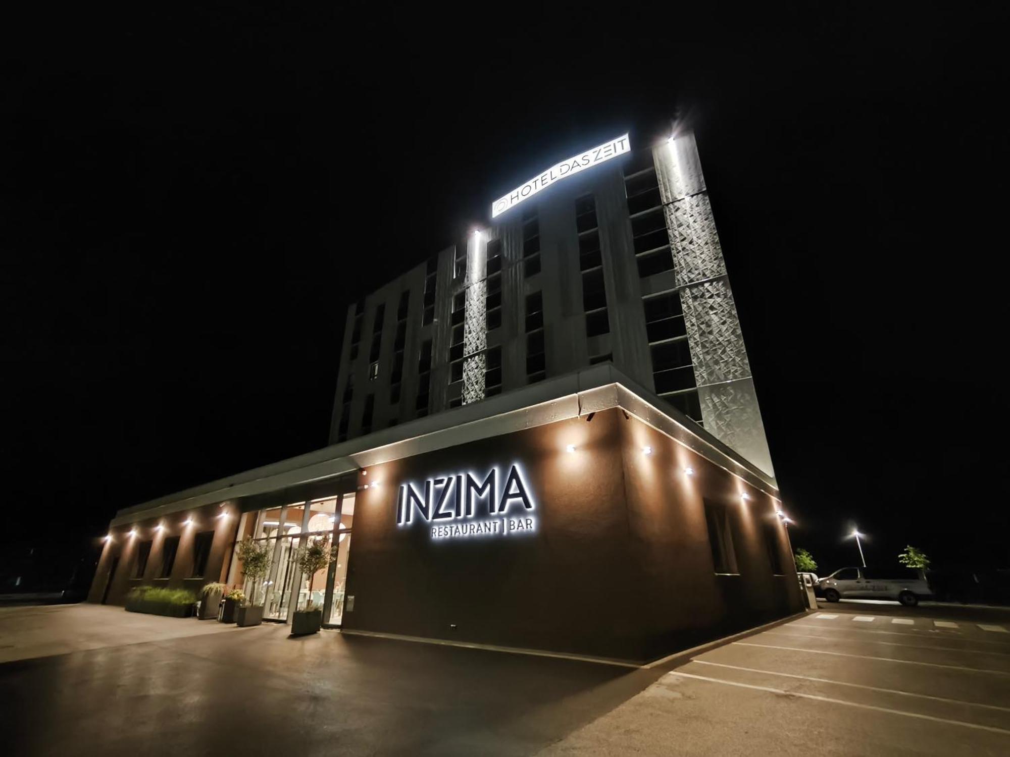 Hotel Das Zeit Lenzing Luaran gambar